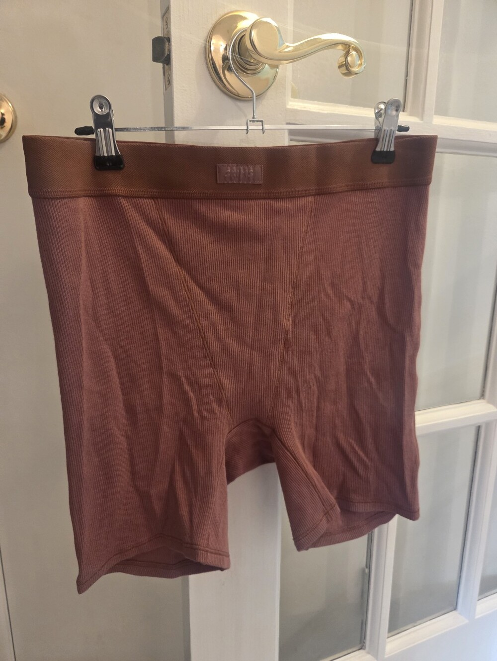 SKIMS Ribbed Cotton Boxers- In Redwood!!! - Picture 7 of 8